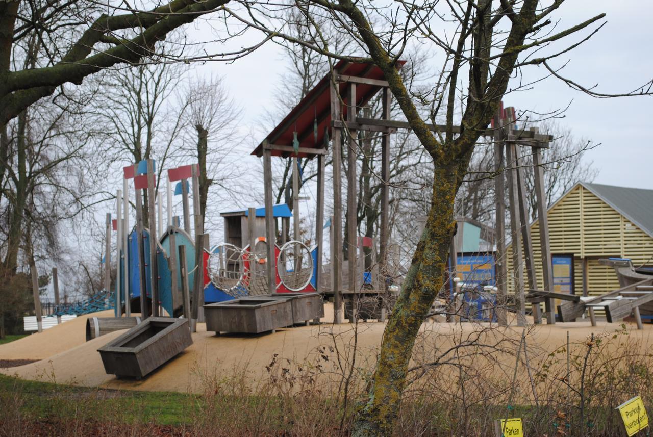 Fewo Strandstrasse - Fuehrt Auf Die Schoene Ostsee-Seebruecke Ostseebad Kühlungsborn Kültér fotó